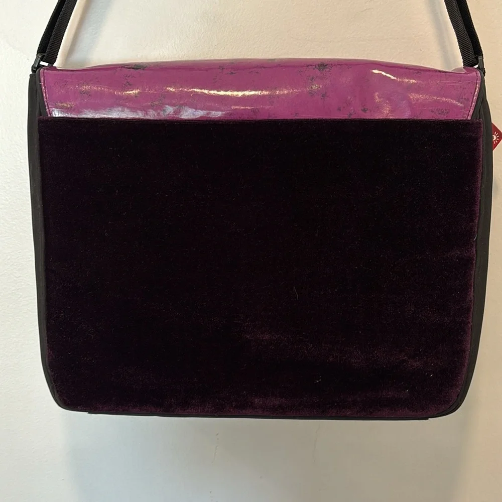 Cute Black Purple Messenger/Computer Bag Large